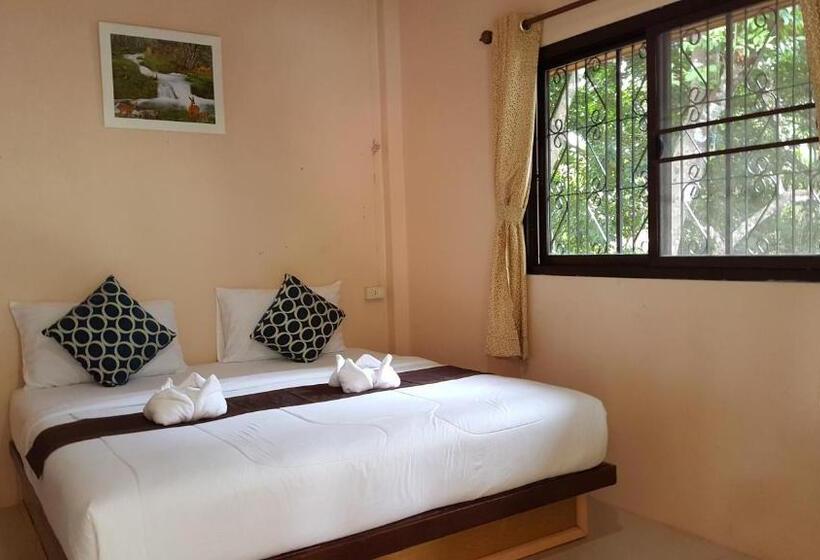 Номер Deluxe, Khao Sok Jungle Huts Resort