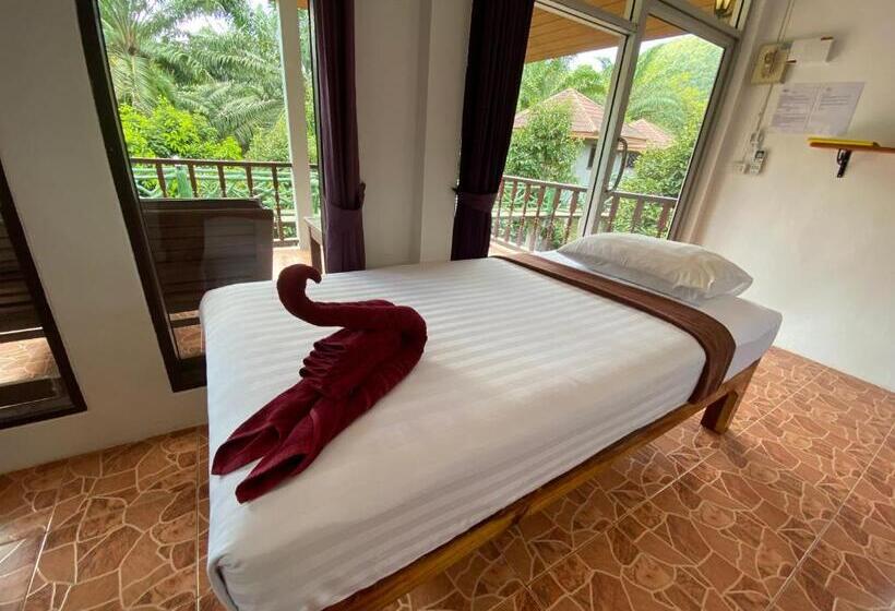 Семейный Номер, Khao Sok Jungle Huts Resort
