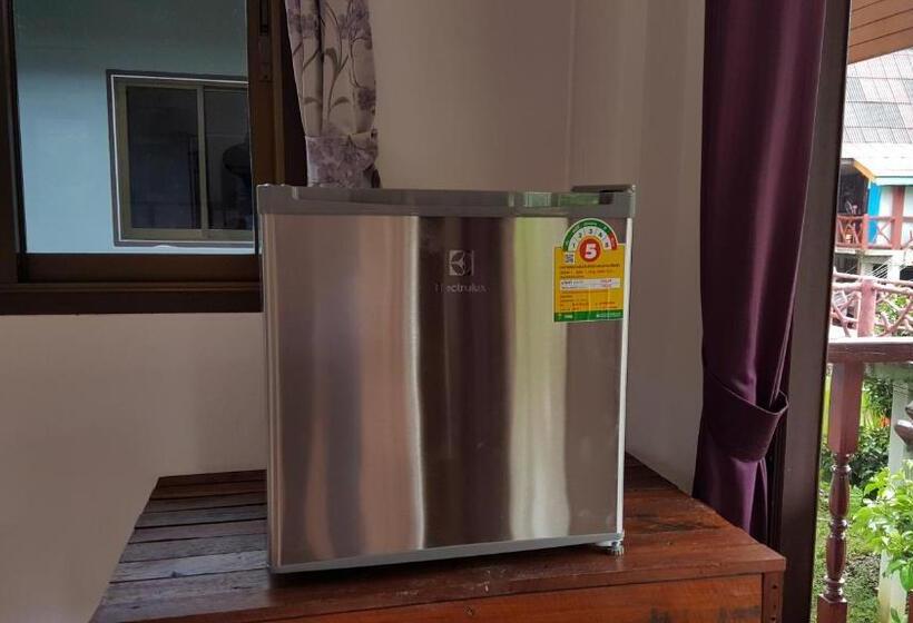 Семейный Номер, Khao Sok Jungle Huts Resort