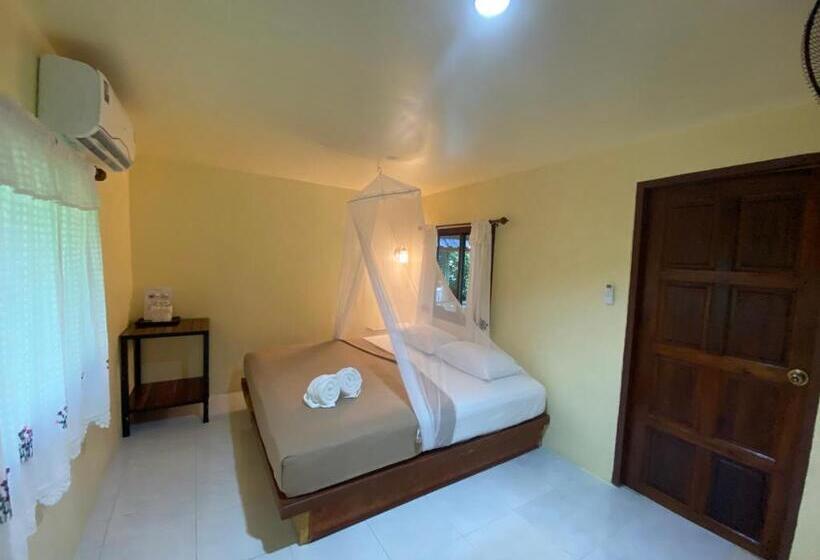 Бунгало Стандарт, Khao Sok Jungle Huts Resort