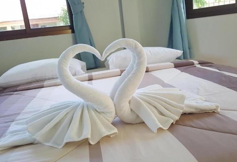 Бунгало Стандарт, Khao Sok Jungle Huts Resort