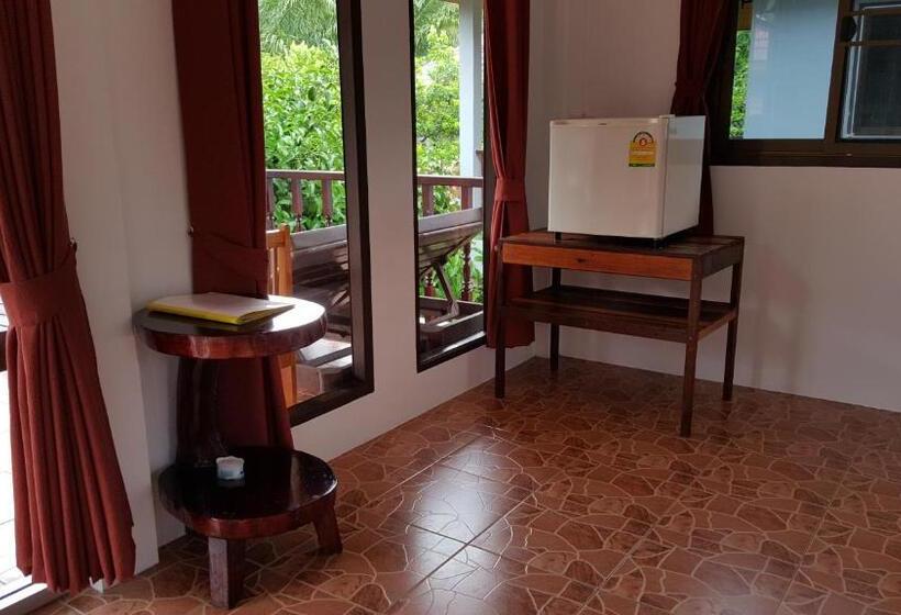 Семейный Номер, Khao Sok Jungle Huts Resort