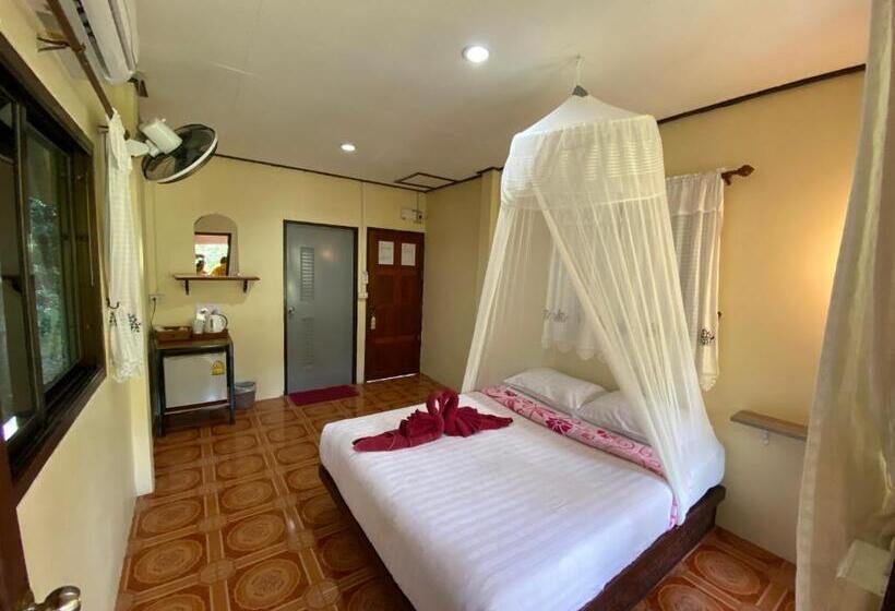 Номер Стандарт с Балконом, Khao Sok Jungle Huts Resort