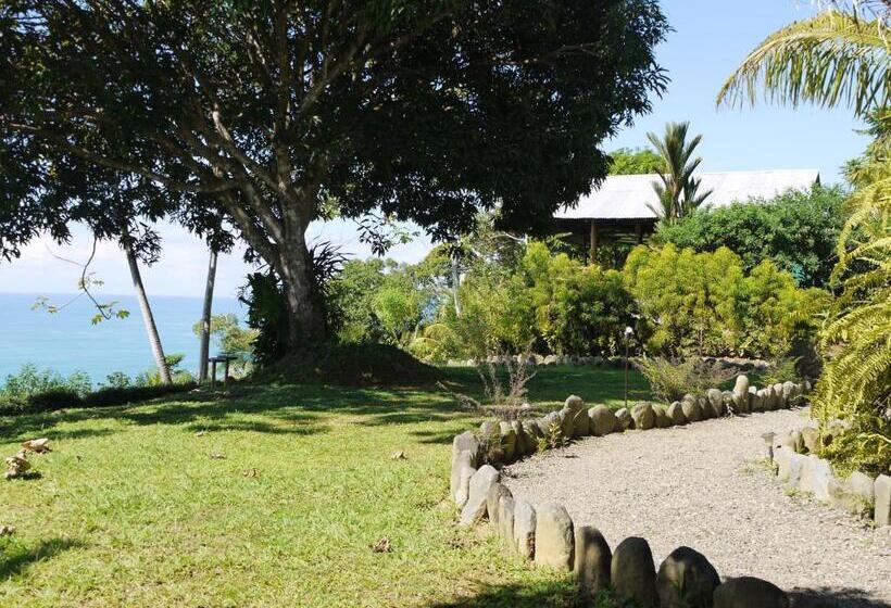 بنجلو قياسى, Ranchos Remo Lodge