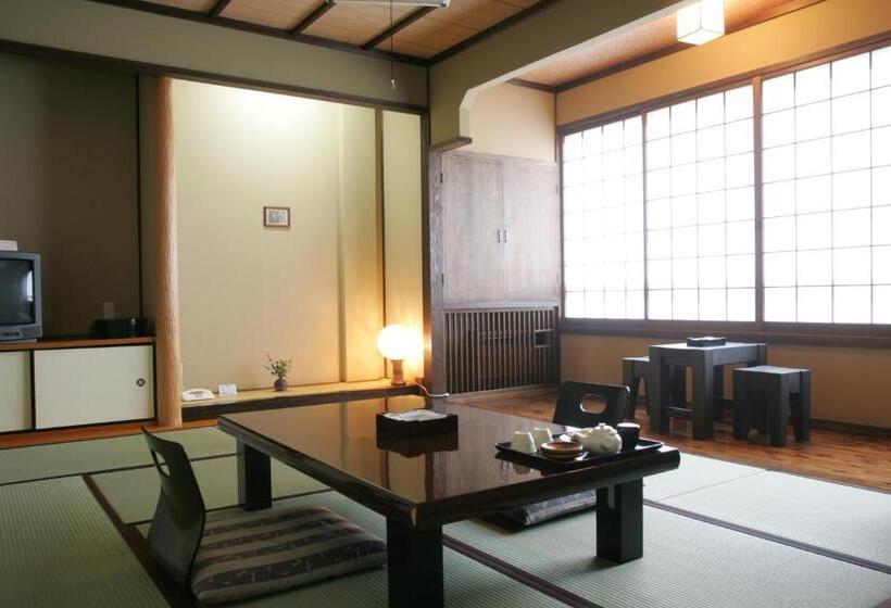 غرفة قياسية حمام مشترك, Ryokan Wakaba
