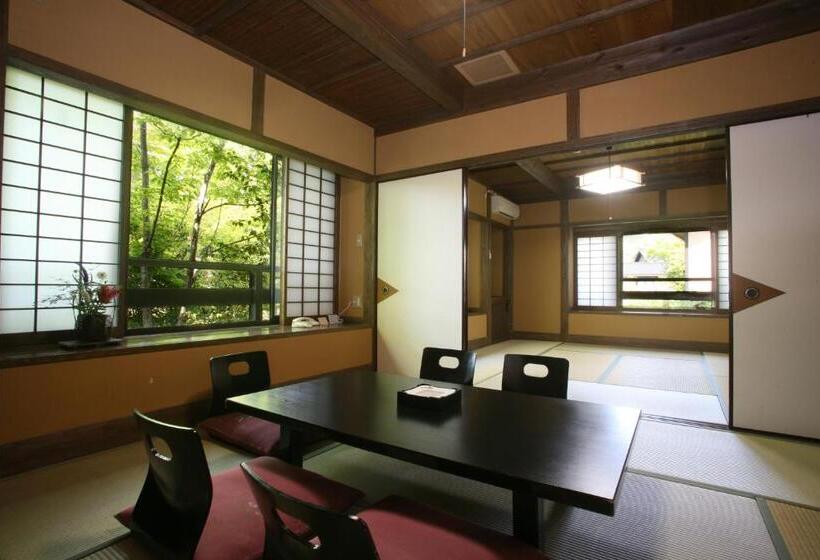 غرفة قياسية حمام مشترك, Ryokan Wakaba