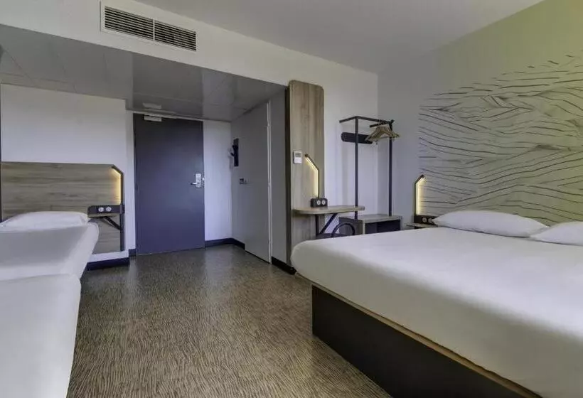 Standard Neljän Hengen Huone, B&b Hotel Marseille Prado Vélodrome