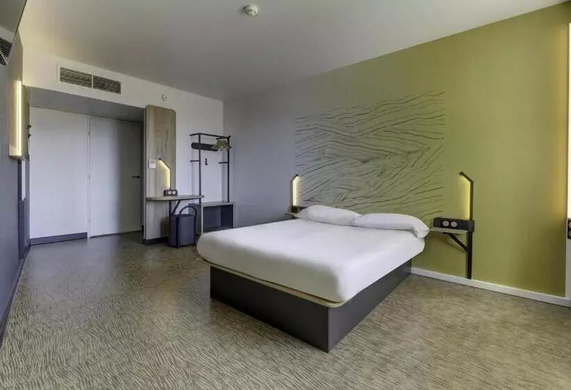 Standard-invahuone, B&b Hotel Marseille Prado Vélodrome