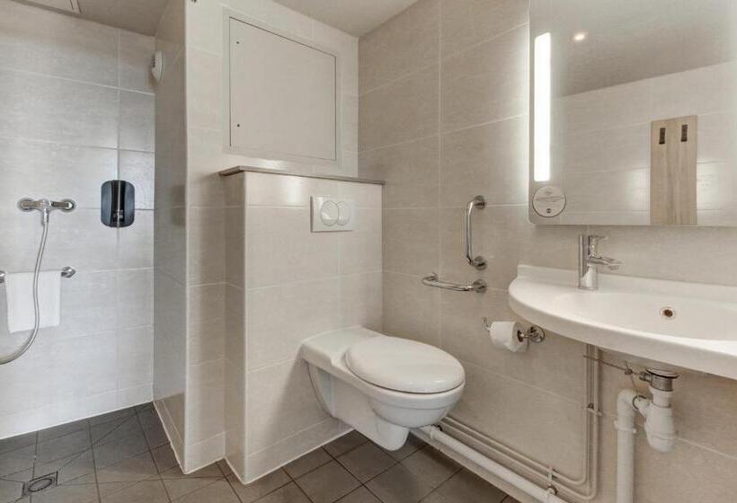 身障者適用スタンダードルーム, B&b Hotel Marseille Prado Vélodrome