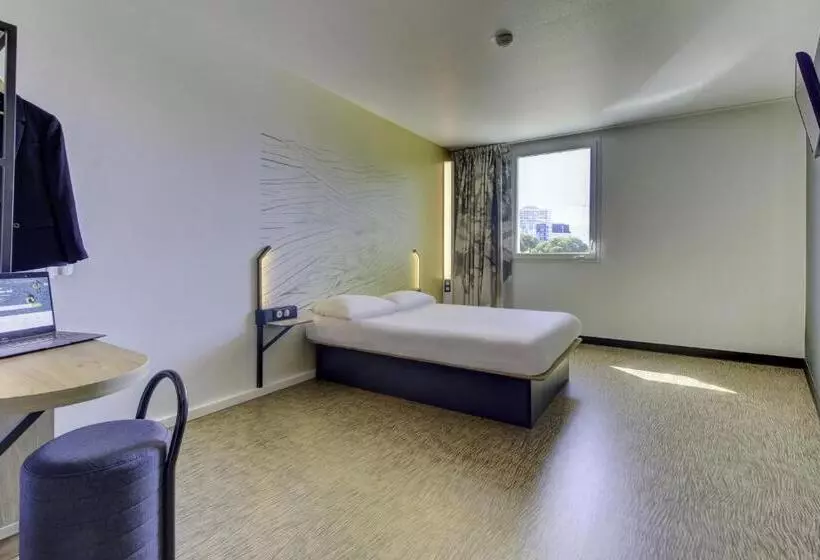 Standard-invahuone, B&b Hotel Marseille Prado Vélodrome