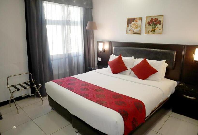 سوییت لوکس, Easy Inn Hotel Suites