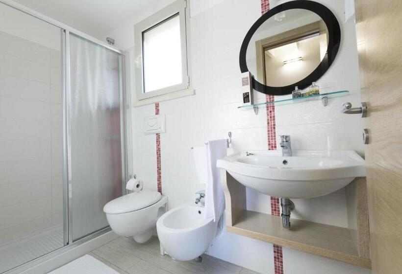 חדר סטנדרט לשלושה, Agriturismo Il Megalite