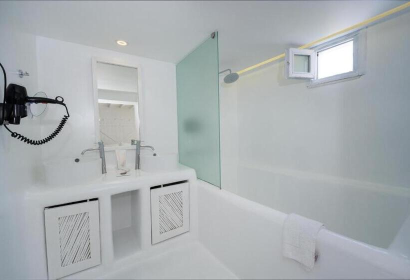 Номер Стандарт Вид на Бассейн, Axel Beach Mykonos - Adults Only