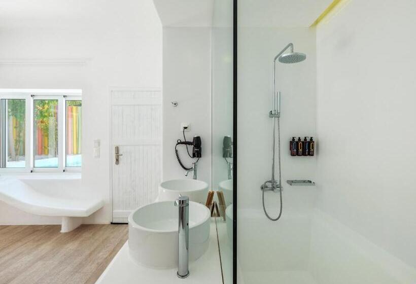 Полулюкс с Бассейном, Axel Beach Mykonos - Adults Only