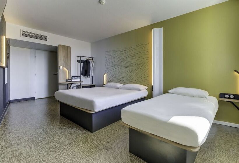 Номер Стандарт Трехместный, B&b Hotel Marseille Prado Vélodrome