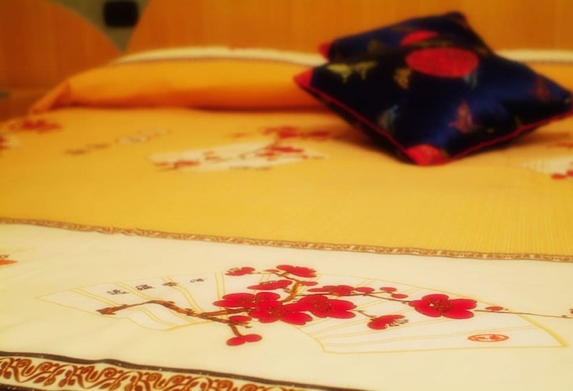 غرفة قياسية, Bengasi