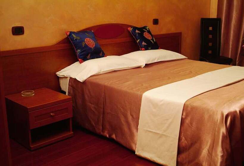 غرفة قياسية, Bengasi