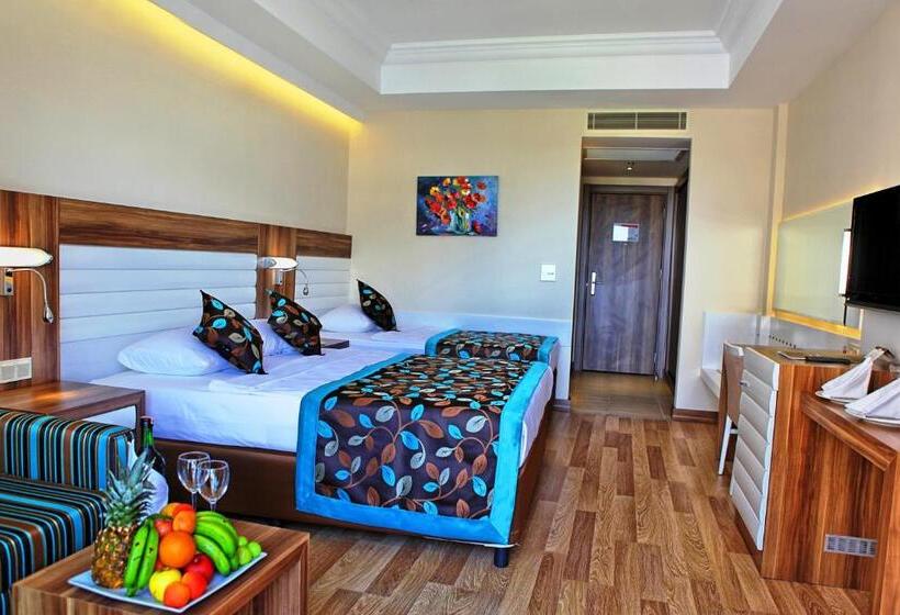 Standard 3 Pers. Værelse, Dizalya Palm Garden   All Inclusive