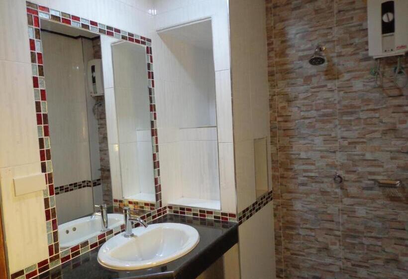 Номер Стандарт, First And Frang Hotel   Koh Phangan