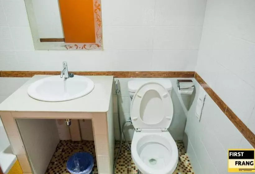 スーペリアールーム, First And Frang Hotel   Koh Phangan