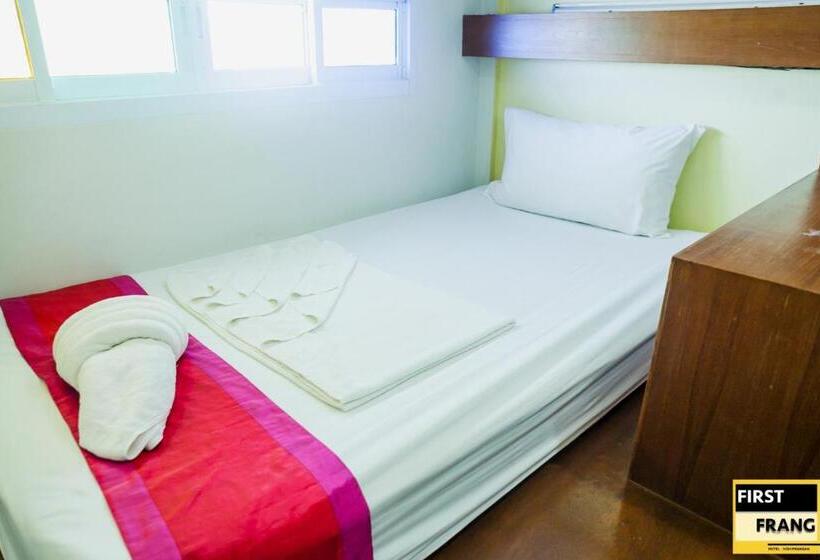 Номер Стандарт, First And Frang Hotel   Koh Phangan