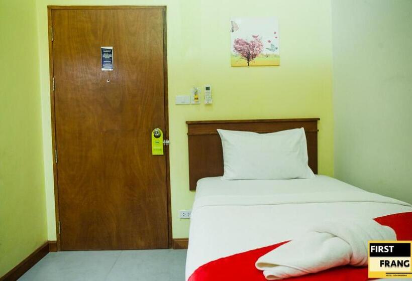 Номер Стандарт, First And Frang Hotel   Koh Phangan