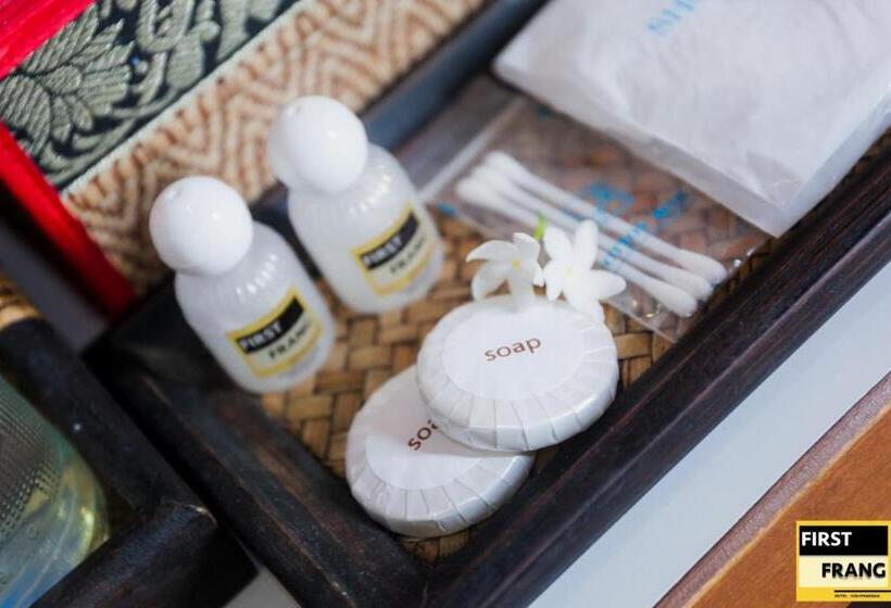 Номер Стандарт, First And Frang Hotel   Koh Phangan