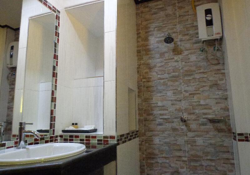 Номер Стандарт, First And Frang Hotel   Koh Phangan