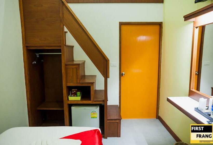 Номер Стандарт, First And Frang Hotel   Koh Phangan