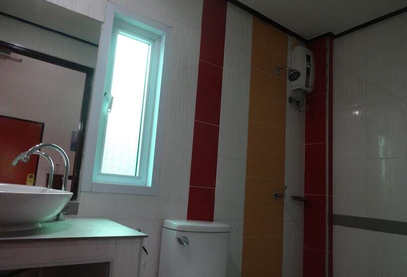 Номер Стандарт, First And Frang Hotel   Koh Phangan