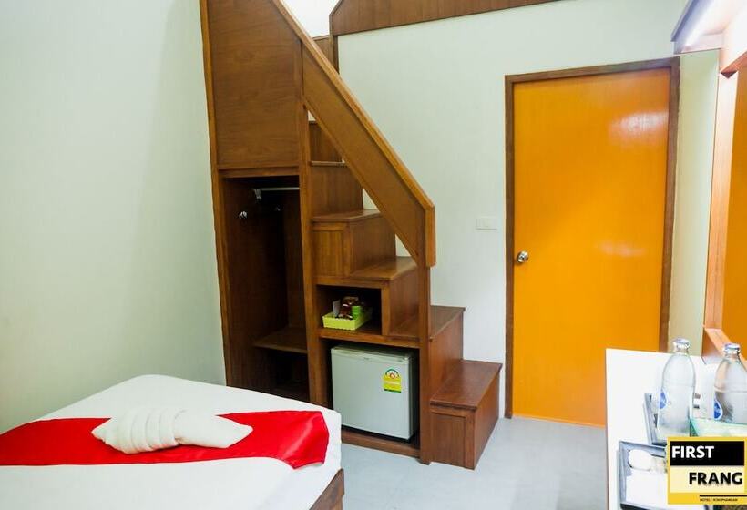 Номер Стандарт, First And Frang Hotel   Koh Phangan