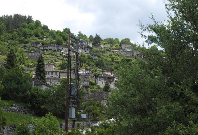 可观山景的小型套房, Melinas Boutique Hotel B&b