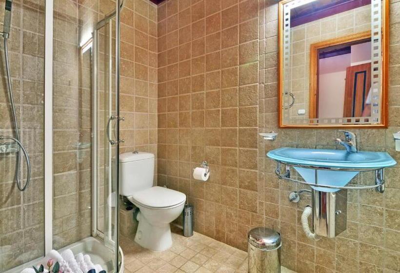 豪华家庭房间, Melinas Boutique Hotel B&b