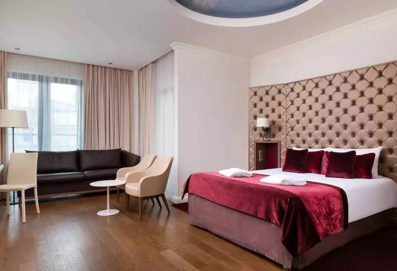سوییت جونیور, Mercure Moscow Paveletskaya