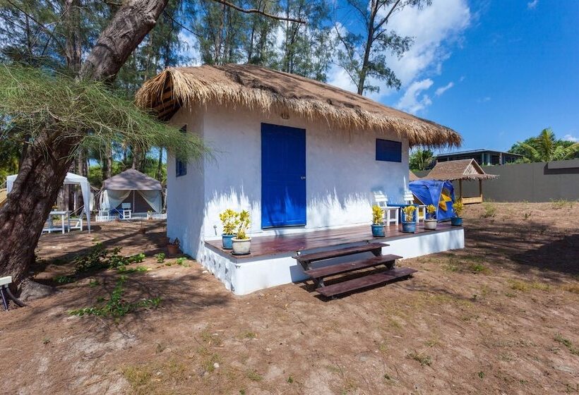 וילת חדר שינה 1 עם נוף לים, Micky Monkey Beach Hotel Phuket Maikhao Thailand