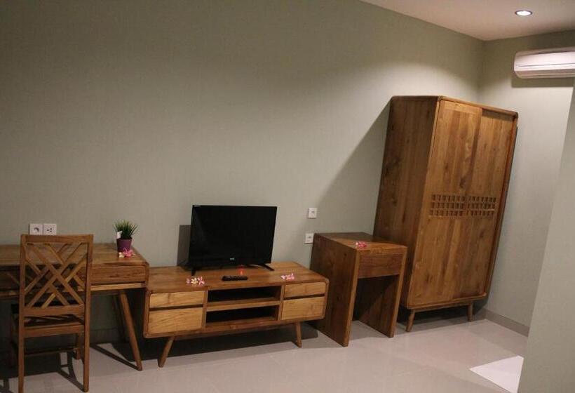 בקתה סטנדרטית, Naturela