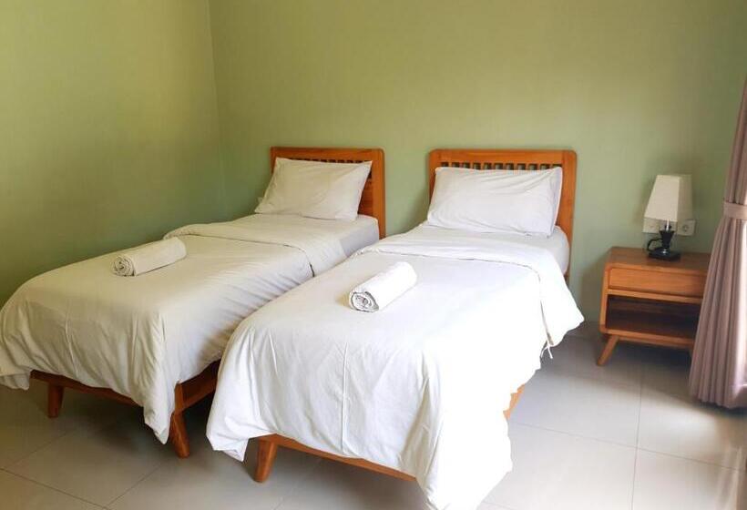 בקתה סטנדרטית, Naturela