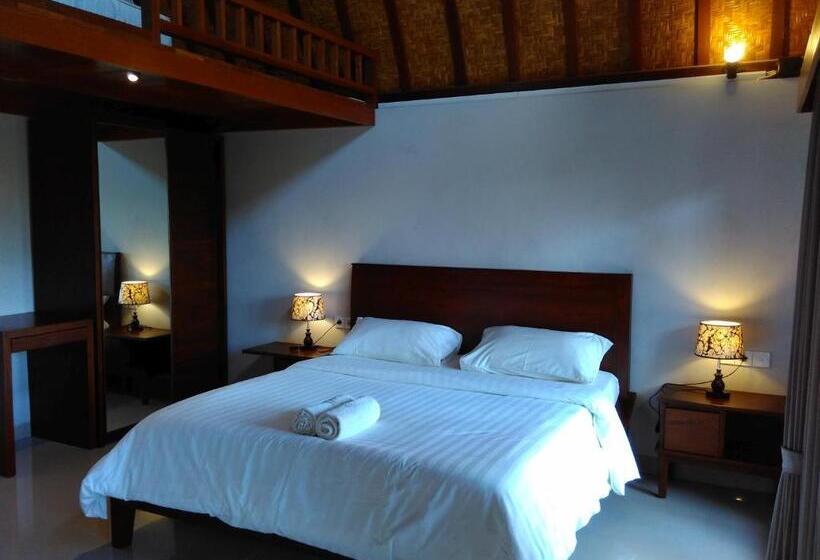 בונגלו משפחתי, Naturela