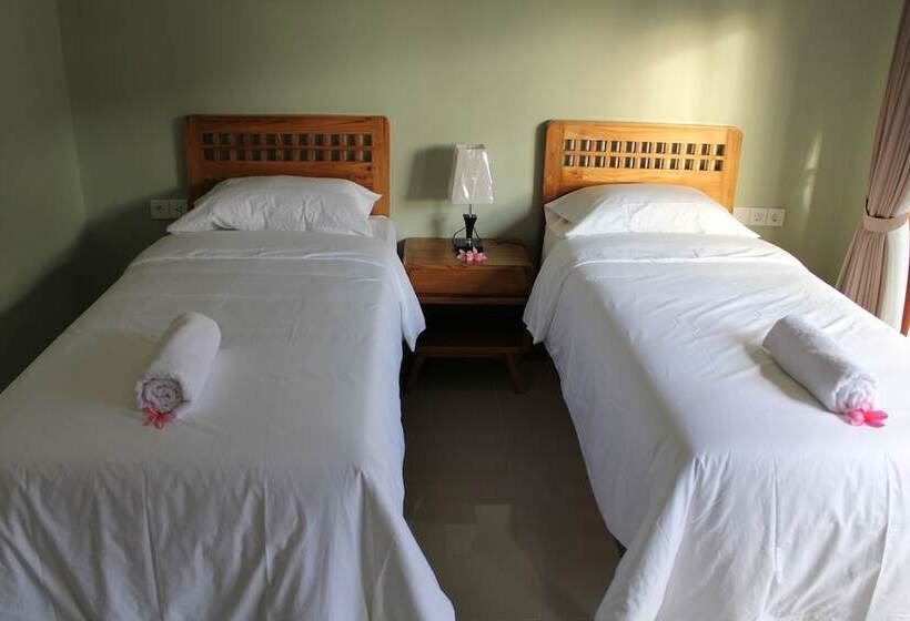 בקתה סטנדרטית, Naturela