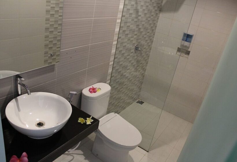 בקתה סטנדרטית, Naturela