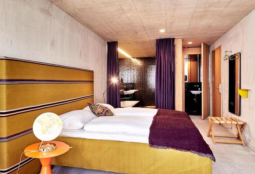 クラブジュニアスイート, Nomad Design & Lifestyle