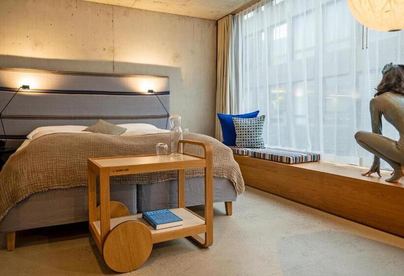 クラブジュニアスイート, Nomad Design & Lifestyle