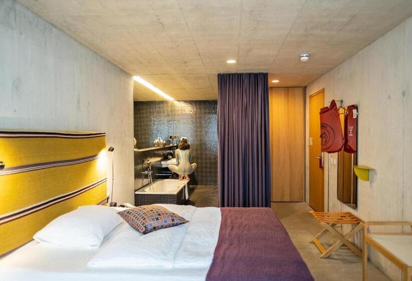 クラブジュニアスイート, Nomad Design & Lifestyle