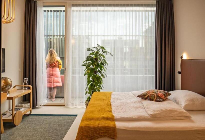 クラブルーム, Nomad Design & Lifestyle