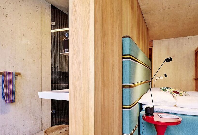 クラブルーム, Nomad Design & Lifestyle