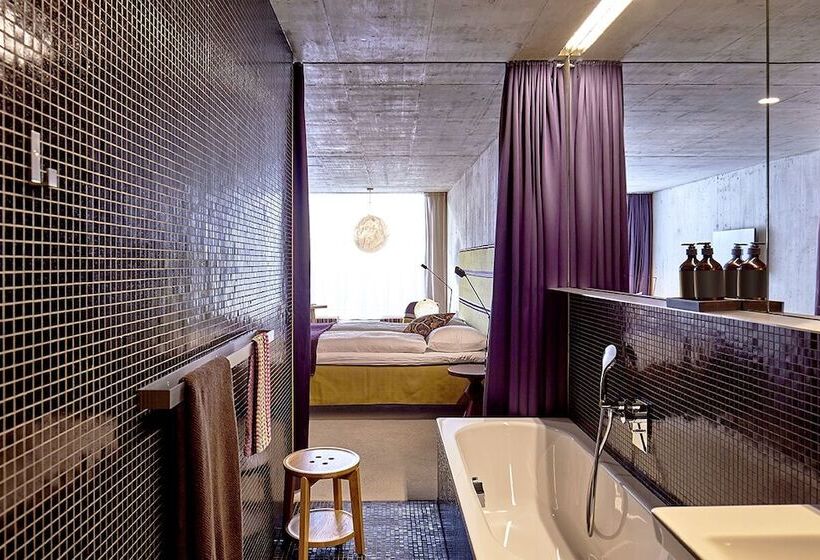 クラブジュニアスイート, Nomad Design & Lifestyle