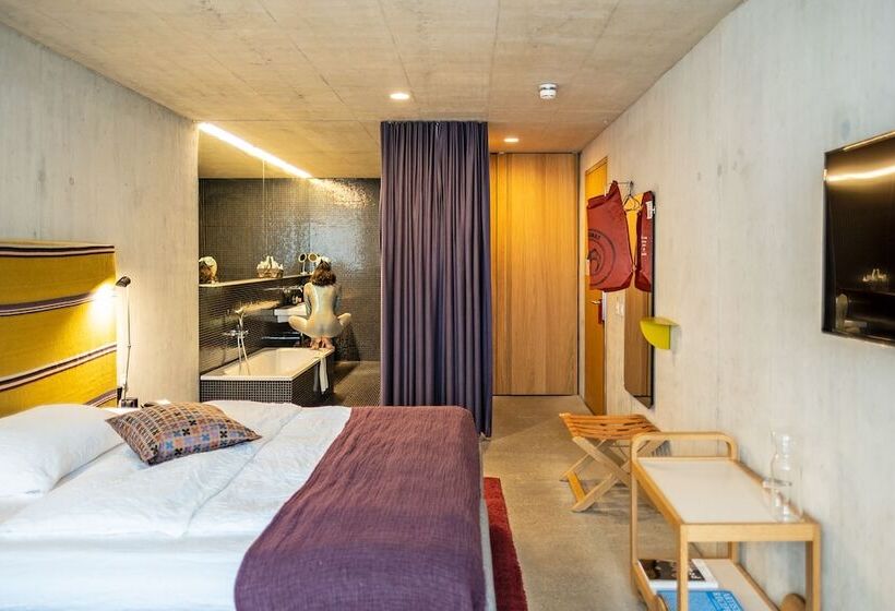 クラブジュニアスイート, Nomad Design & Lifestyle