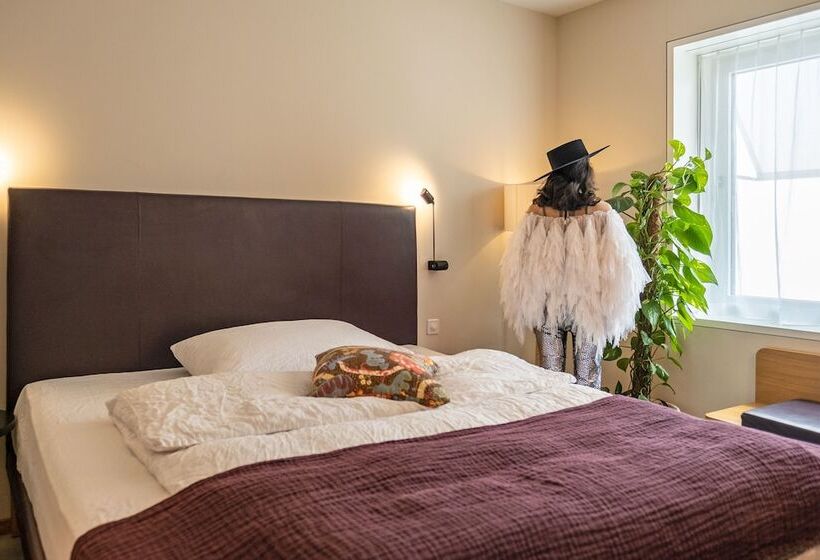 スタンダードルーム, Nomad Design & Lifestyle