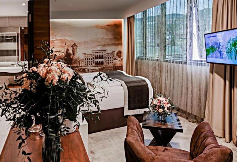 اتاق لوکس, President Sarajevo