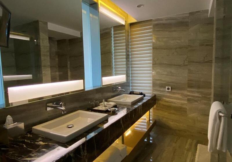 带大床的标准间, Renaissance Lucknow Hotel, Gomti Nagar